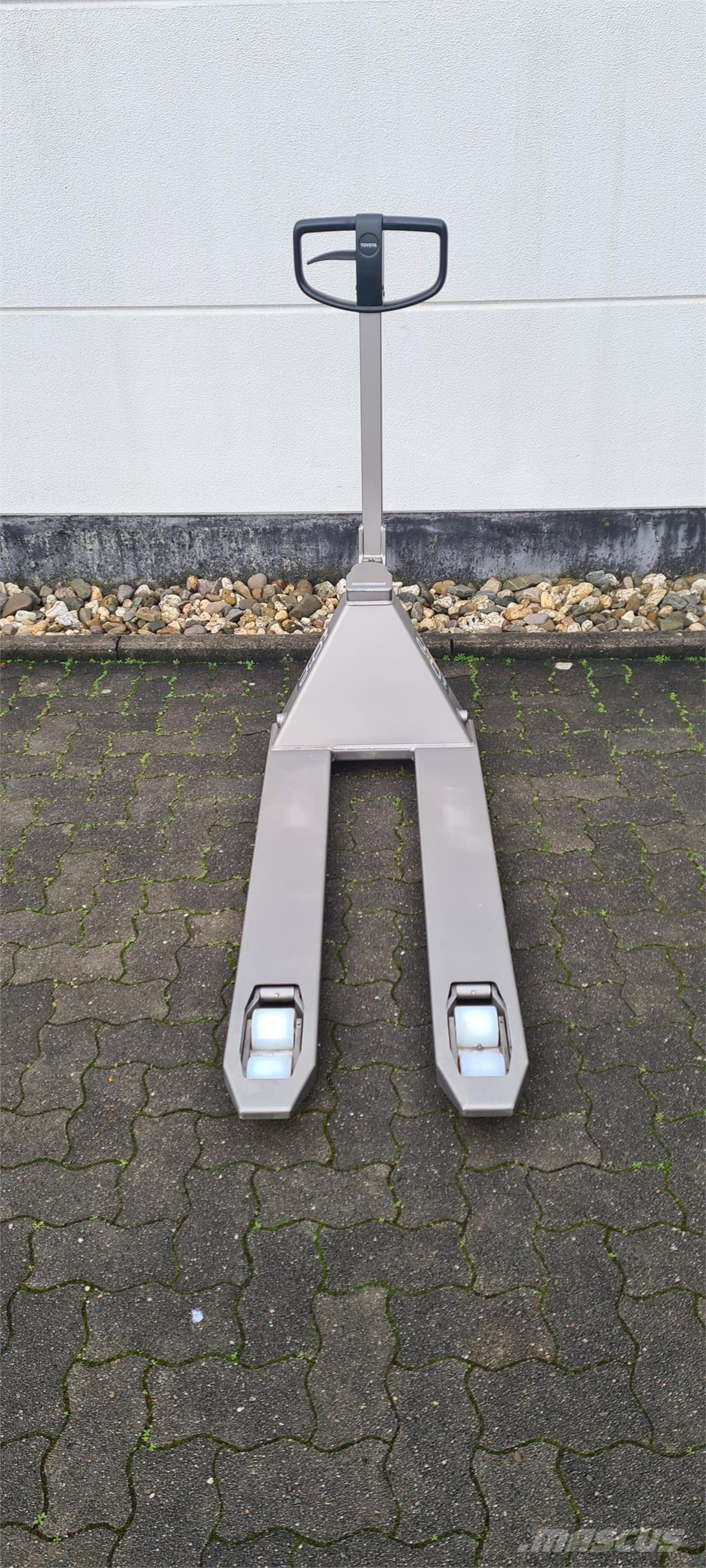 BT LHM 200ST Transpallet elettrici a timone