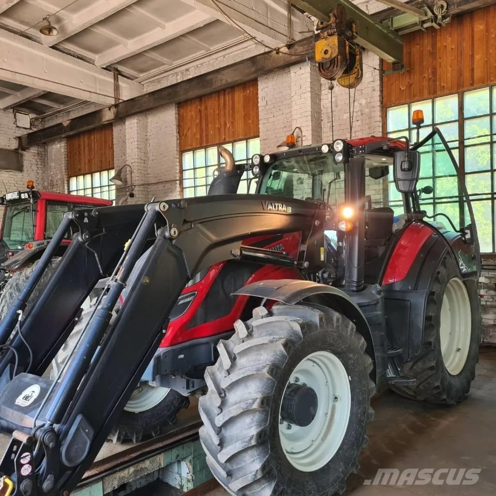 Valtra T 174 Trattori