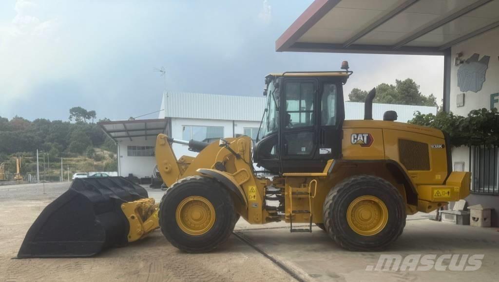 CAT 938 K Pale gommate