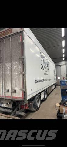 VAK V 4-40 Rimorchi a temperatura controllata