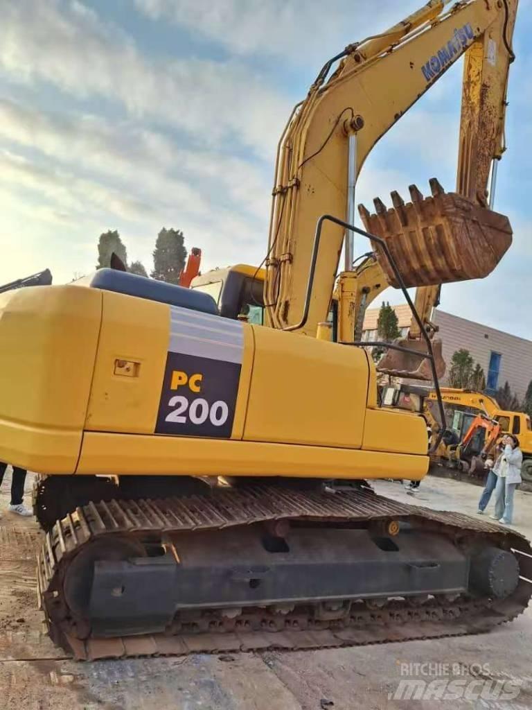 Komatsu PC 200-7 Escavatori cingolati
