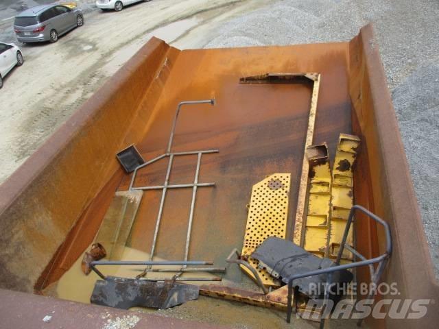 Komatsu HD325-6E0 Dumper cingolati