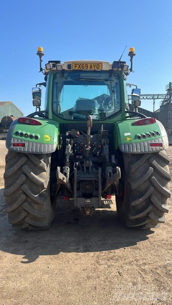 Fendt 720 Vario S4 Trattori