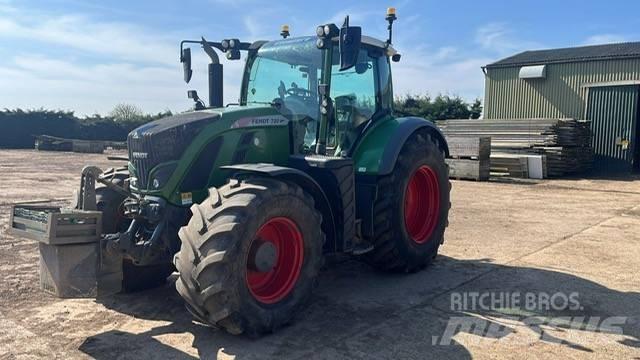 Fendt 720 Vario S4 Trattori