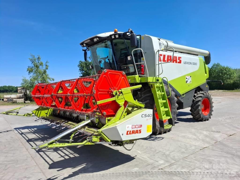CLAAS Lexion 530 Mietitrebbiatrici