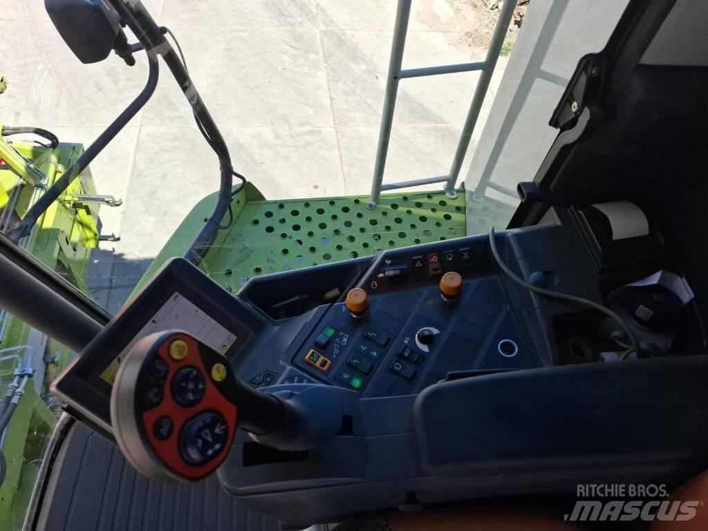 CLAAS Lexion 530 Mietitrebbiatrici