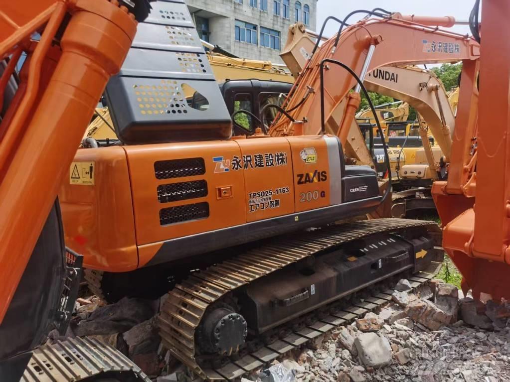 Hitachi ZX 200 Escavatori cingolati