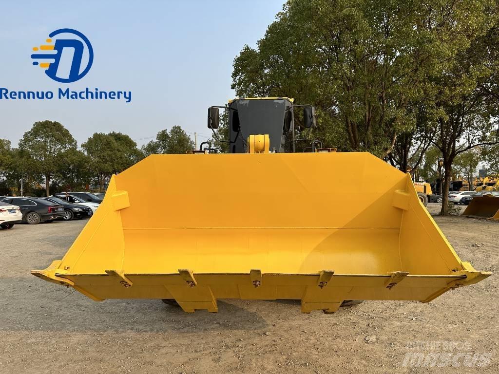 Komatsu WA380 Pale gommate