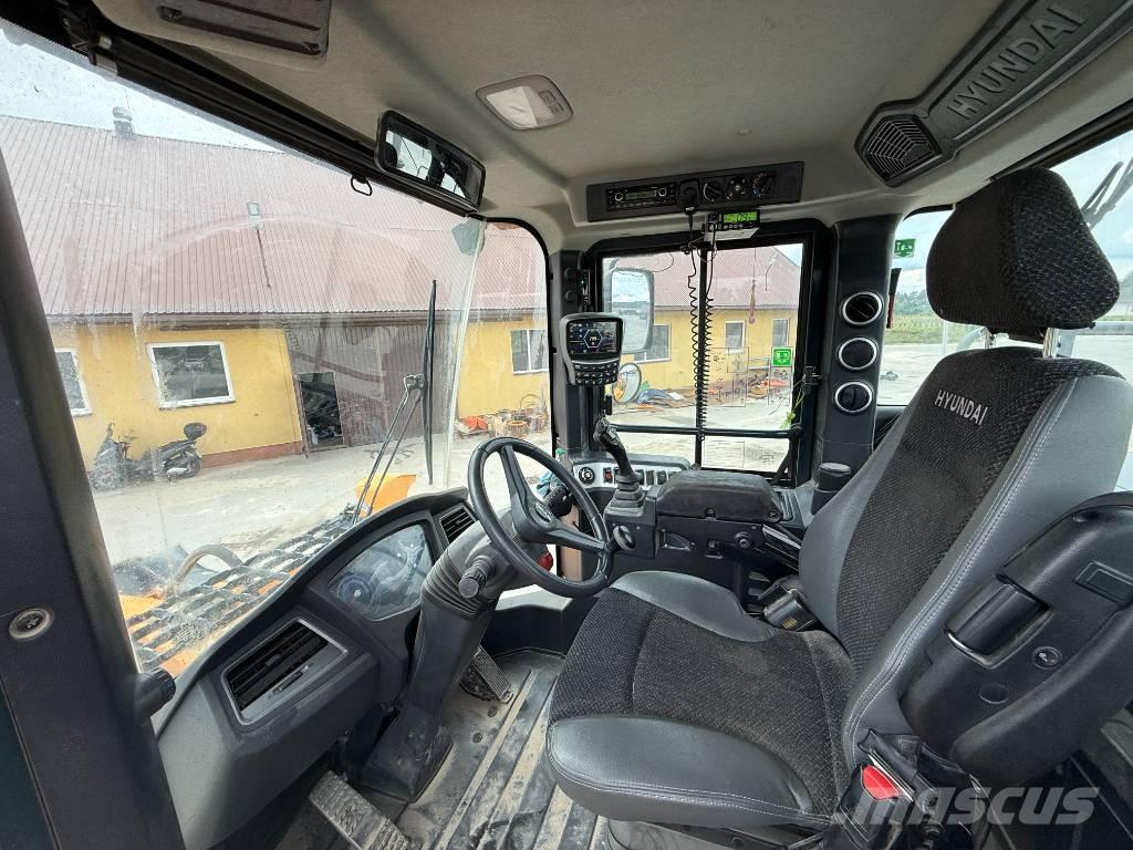 Hyundai HL 960 Pale gommate