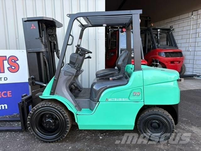 Mitsubishi FD 30 N Carrelli elevatori diesel