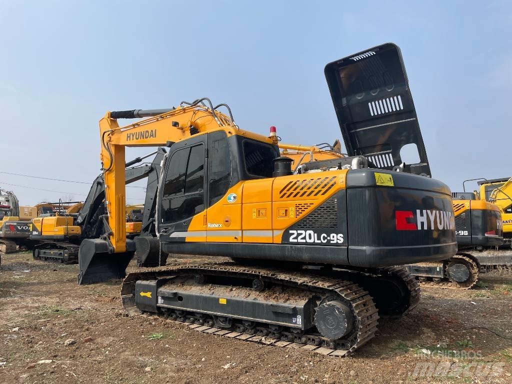 Hyundai R220-9S Escavatori cingolati