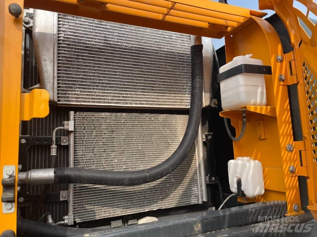 Hyundai R220-9S Escavatori cingolati