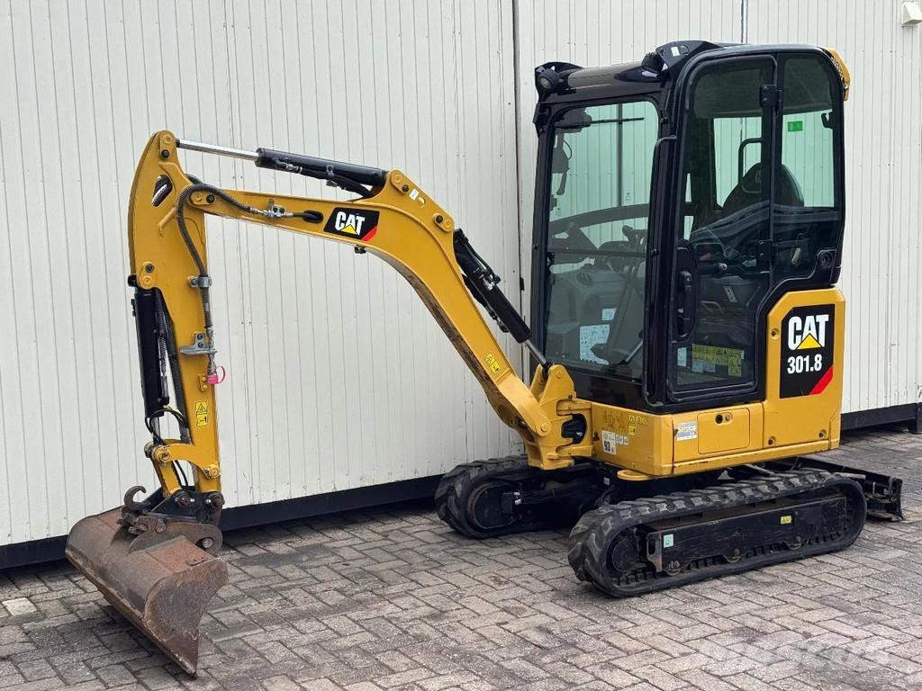 CAT 301.8 NextGen Miniescavatori