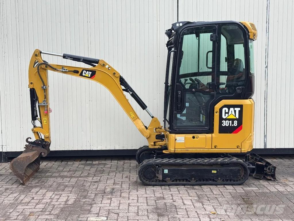 CAT 301.8 NextGen Miniescavatori