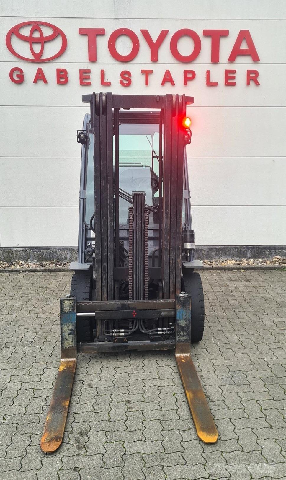 Toyota 02-8FGF25 Carrelli elevatori GPL