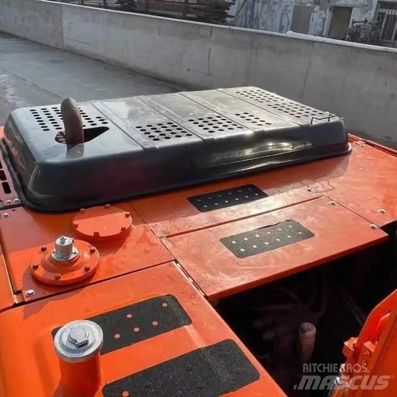Hitachi ZX 200 Escavatori cingolati