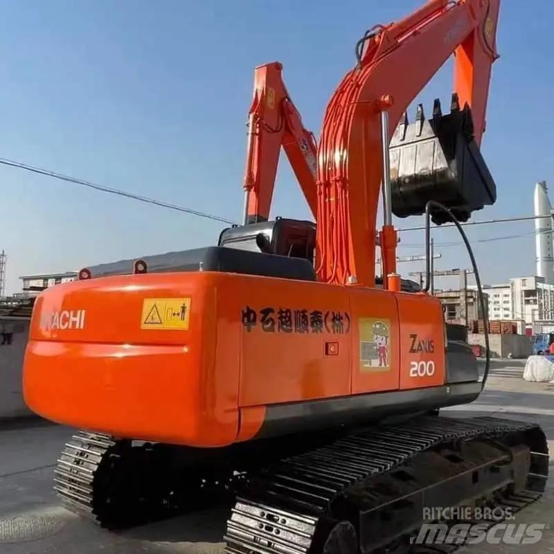 Hitachi ZX 200 Escavatori cingolati