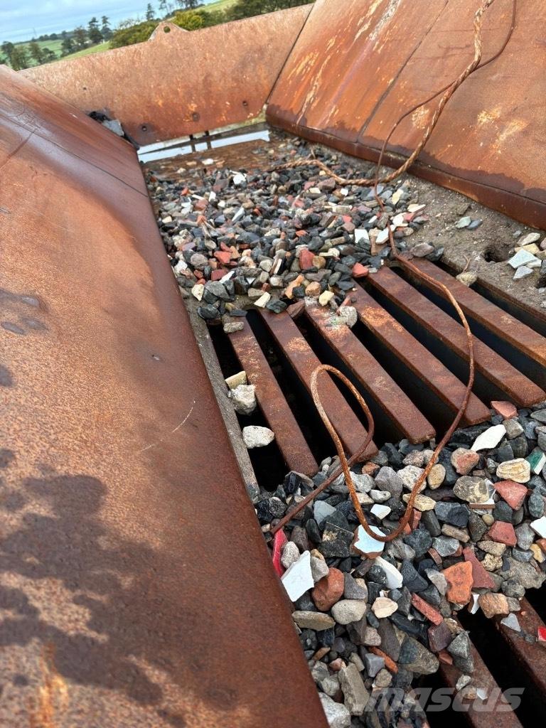 Sandvik QJ 241 Frantoi mobili