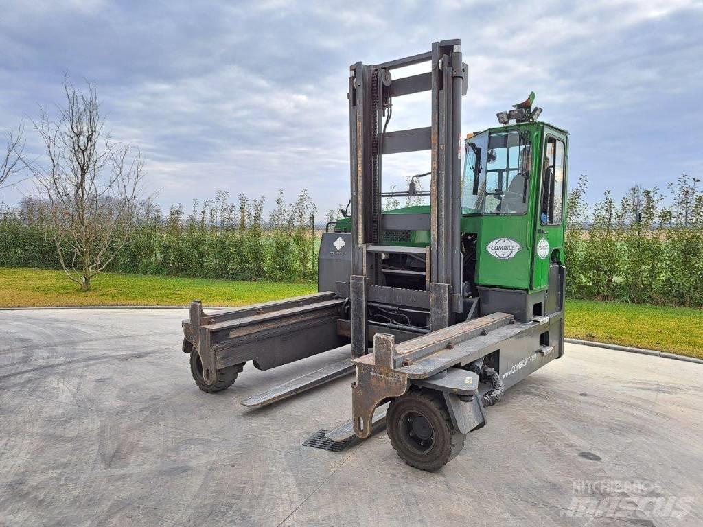 Combilift C 8000 Carrello elevatore retrattile a 4 vie