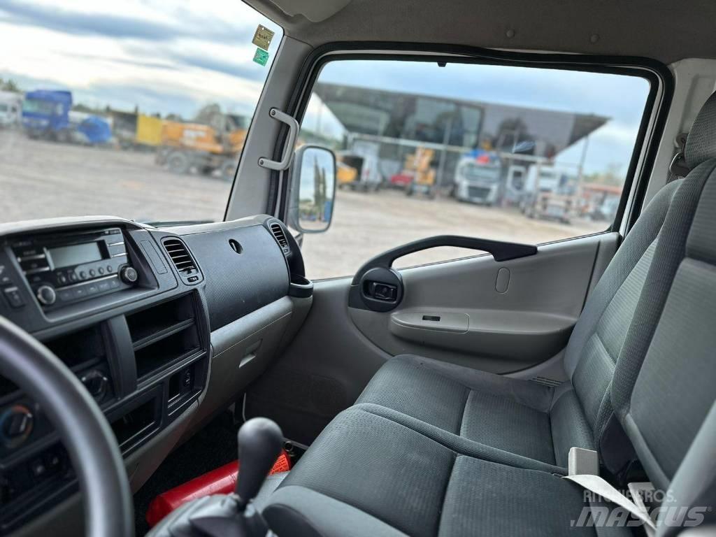 Nissan NT 400 Autogru