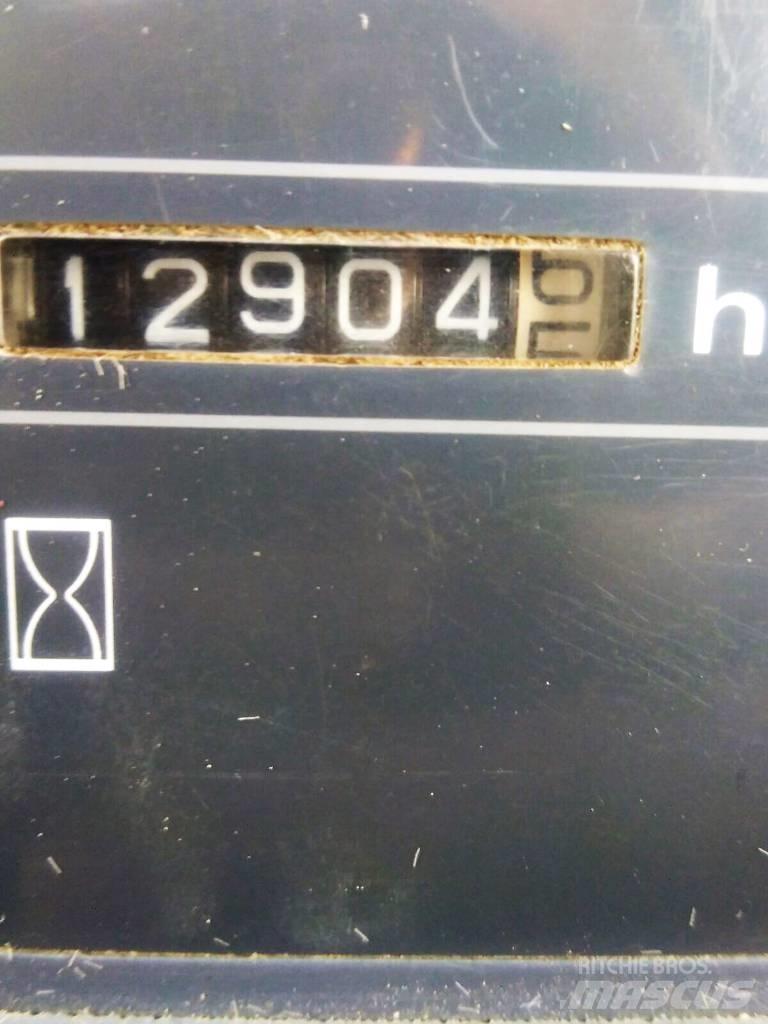 Komatsu WA380-3H Pale gommate