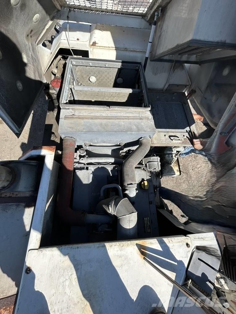 Wirtgen W 1200 F Fresa a freddo per asfalto