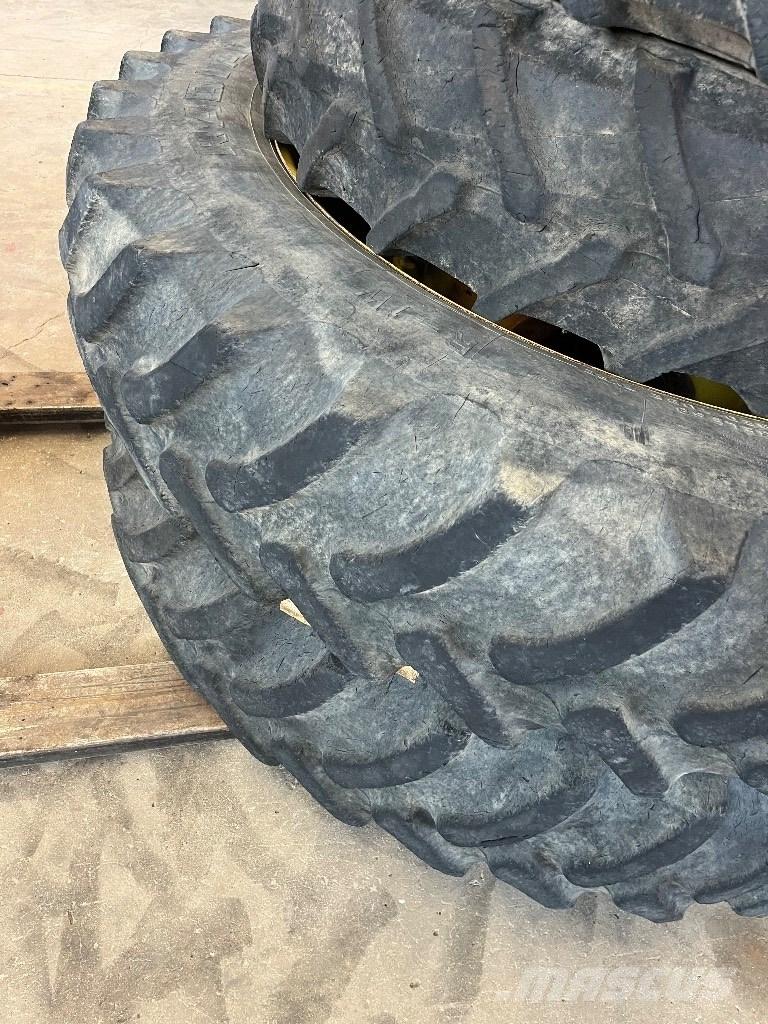 John Deere 6190 R Pneumatici, ruote e cerchioni