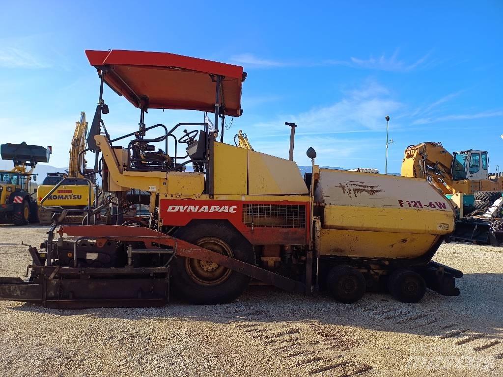 Dynapac F 121-6W Finitrici