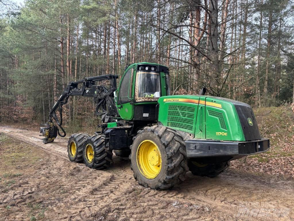 John Deere 1170 E Abbattitrici, Disboscatrici