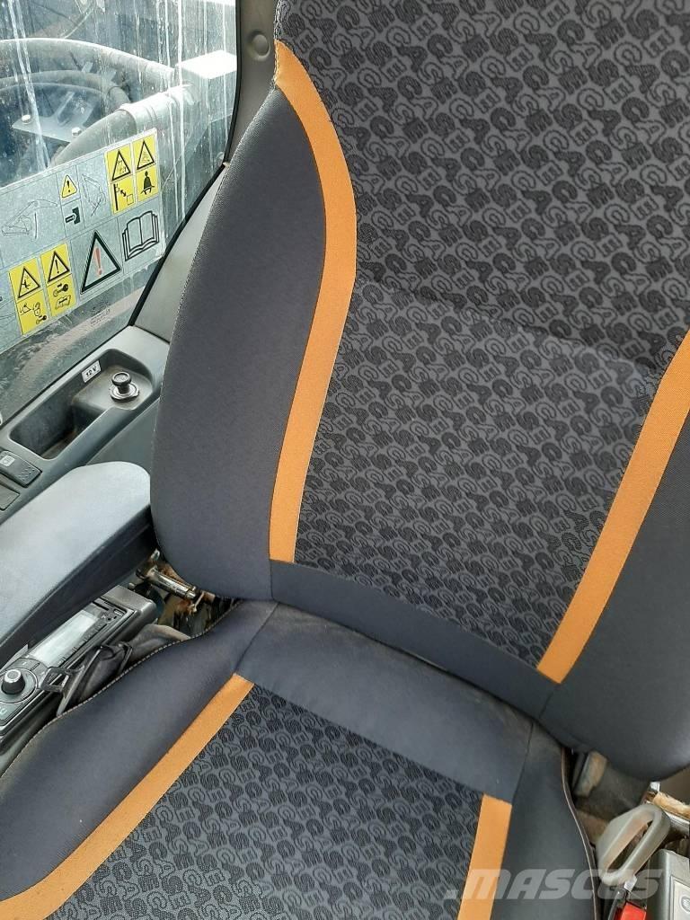 CASE CX 300 D Movimentazione Materiali - Altro