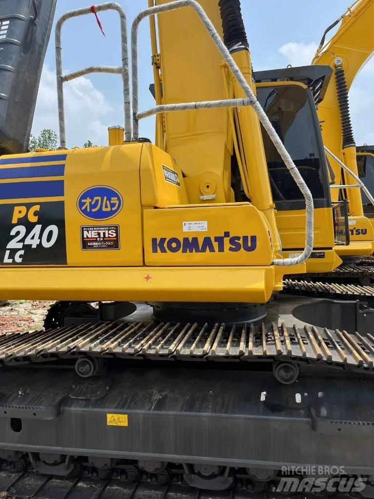 Komatsu PC 240-8 Escavatori cingolati