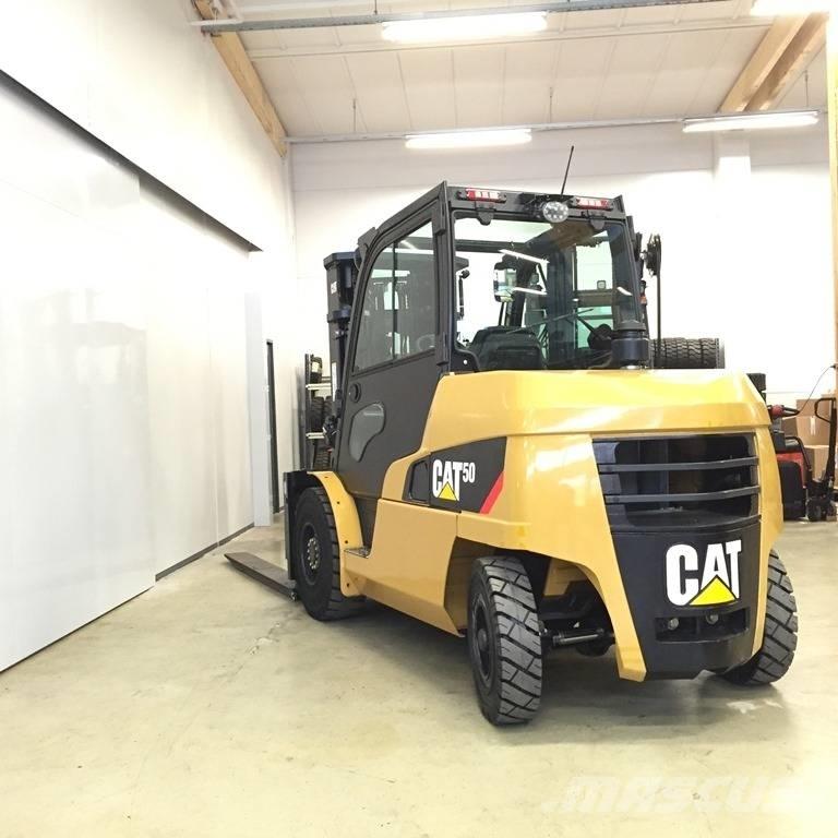 CAT DP 50 N Carrelli elevatori diesel