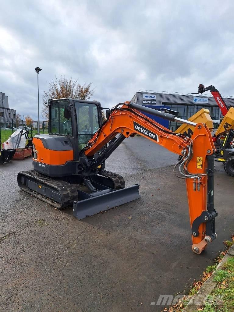 Develon DX 50 Z-7 Miniescavatori
