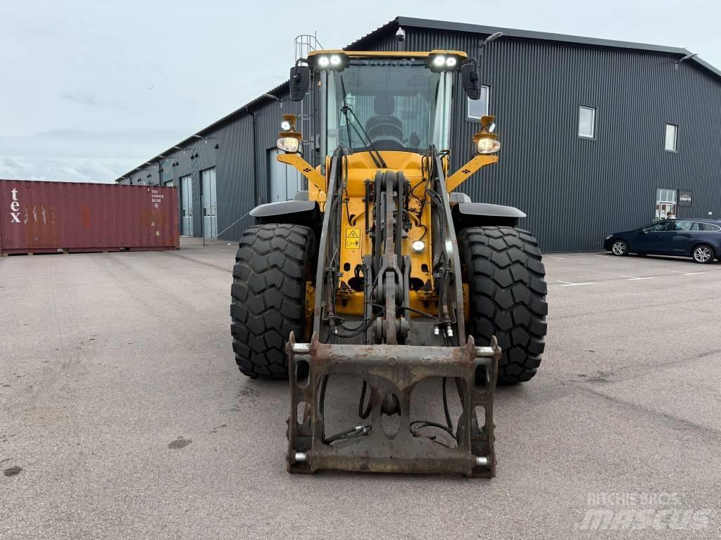 Volvo L 60 H Pale gommate