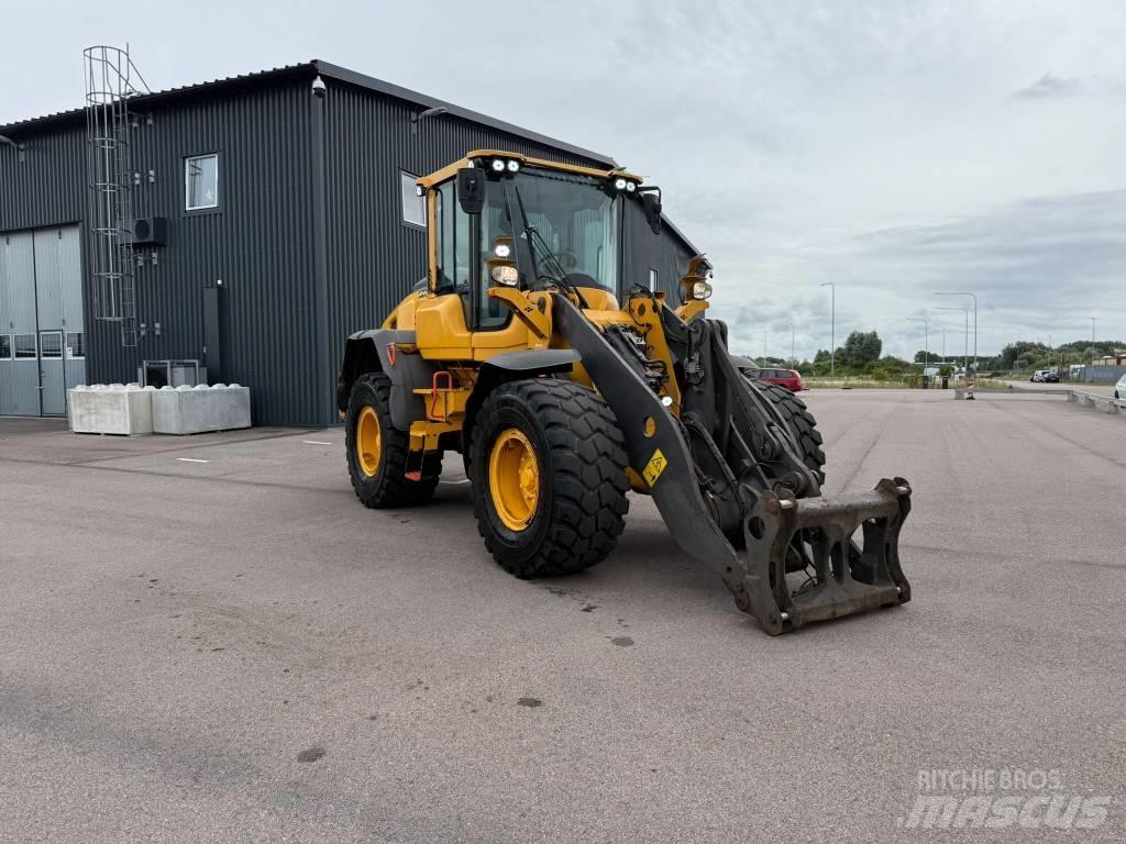 Volvo L 60 H Pale gommate