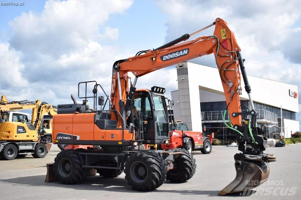 Doosan DX 140 W-5 Escavatori gommati