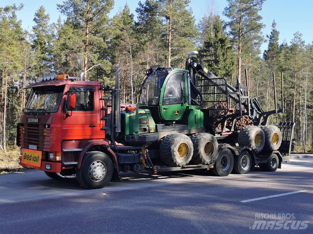 Scania 142/143 Camion per il trasporto di macchine forestali