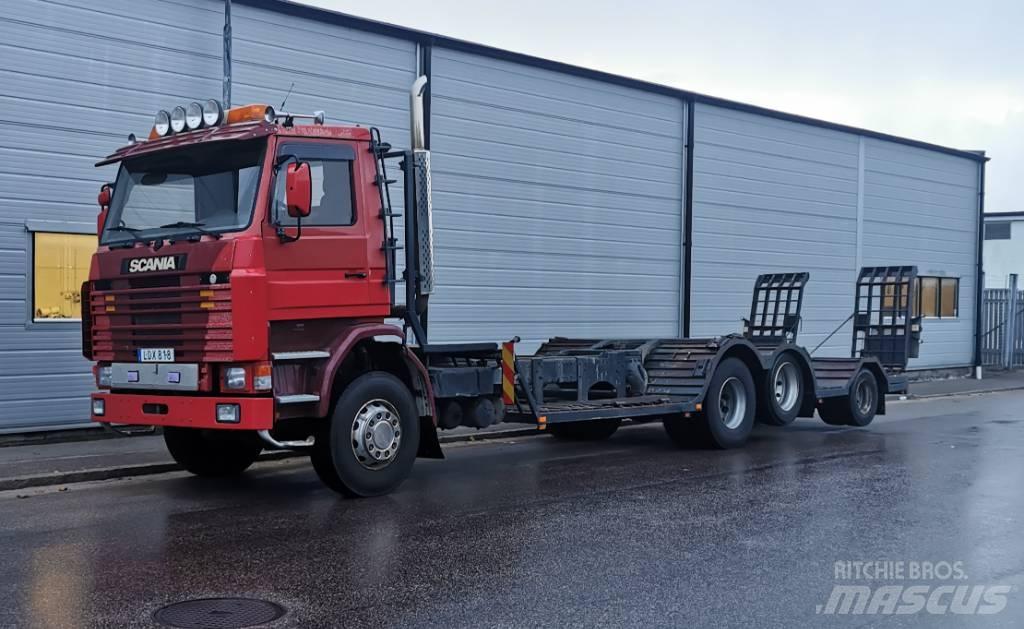 Scania 142/143 Camion per il trasporto di macchine forestali