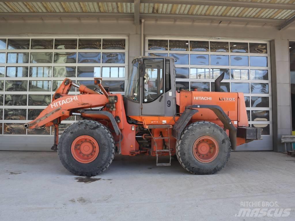 Hitachi LX 170 E Pale gommate