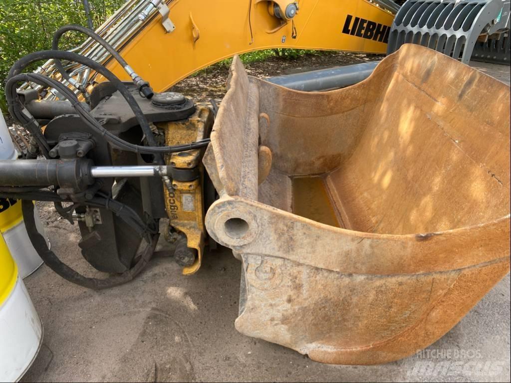 Hitachi ZX 250 LC-6 Escavatori cingolati