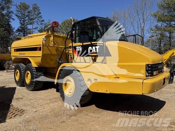 CAT 725 Autocisterne