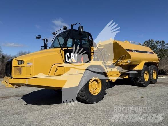 CAT 725C2 Autocisterne