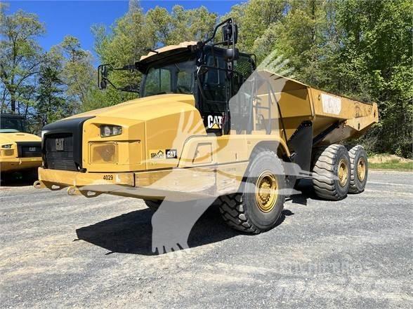 CAT 730 Dumpers articolati