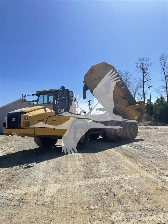 CAT 745 Dumpers articolati
