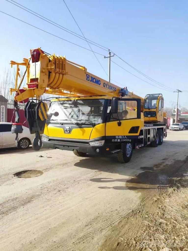 XCMG QY30T Gru per tutti i terreni