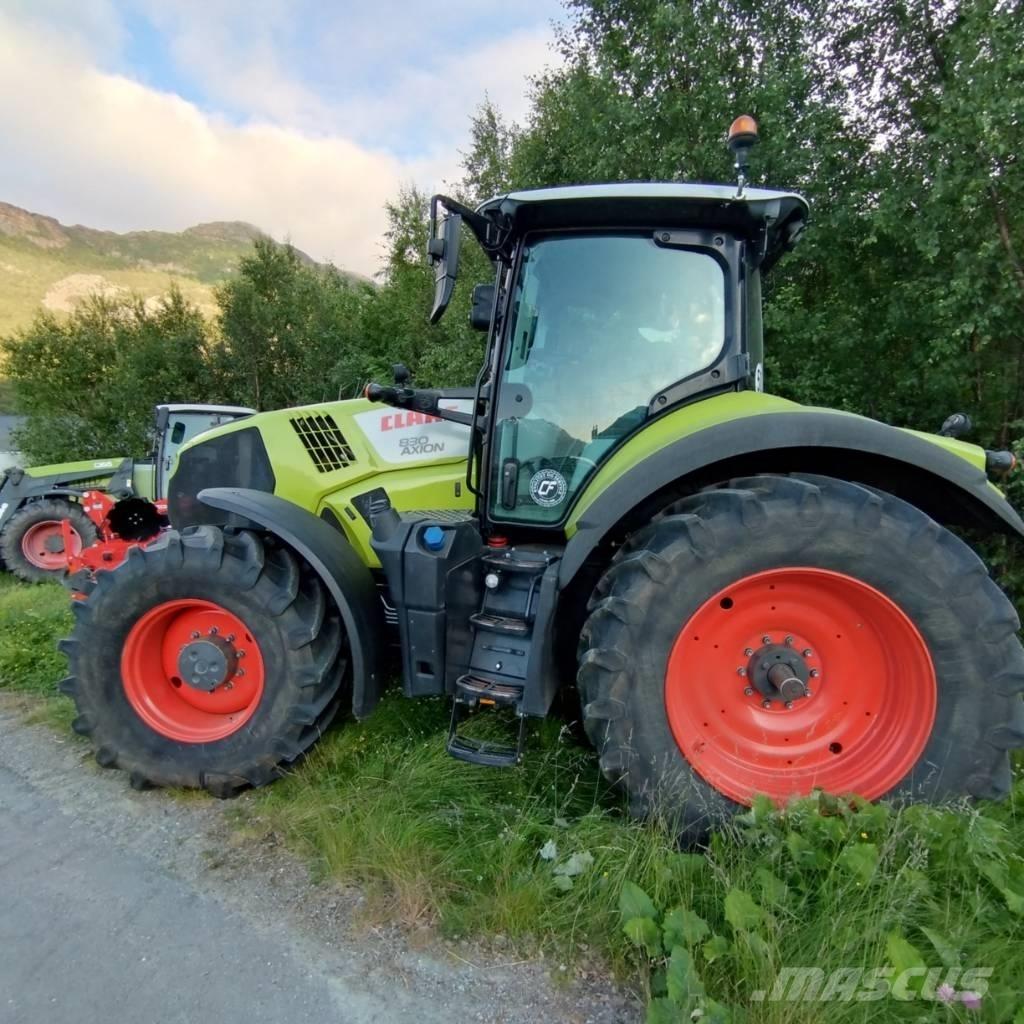 CLAAS Axion 830 Trattori