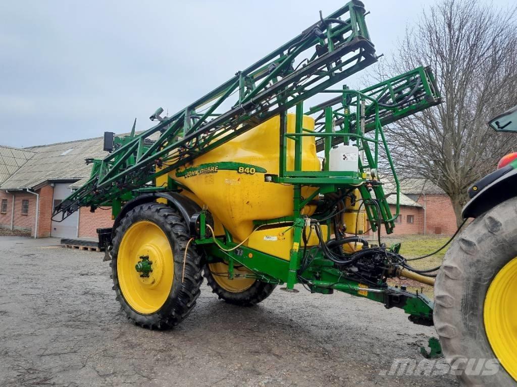 John Deere 840 Irroratrici trainate