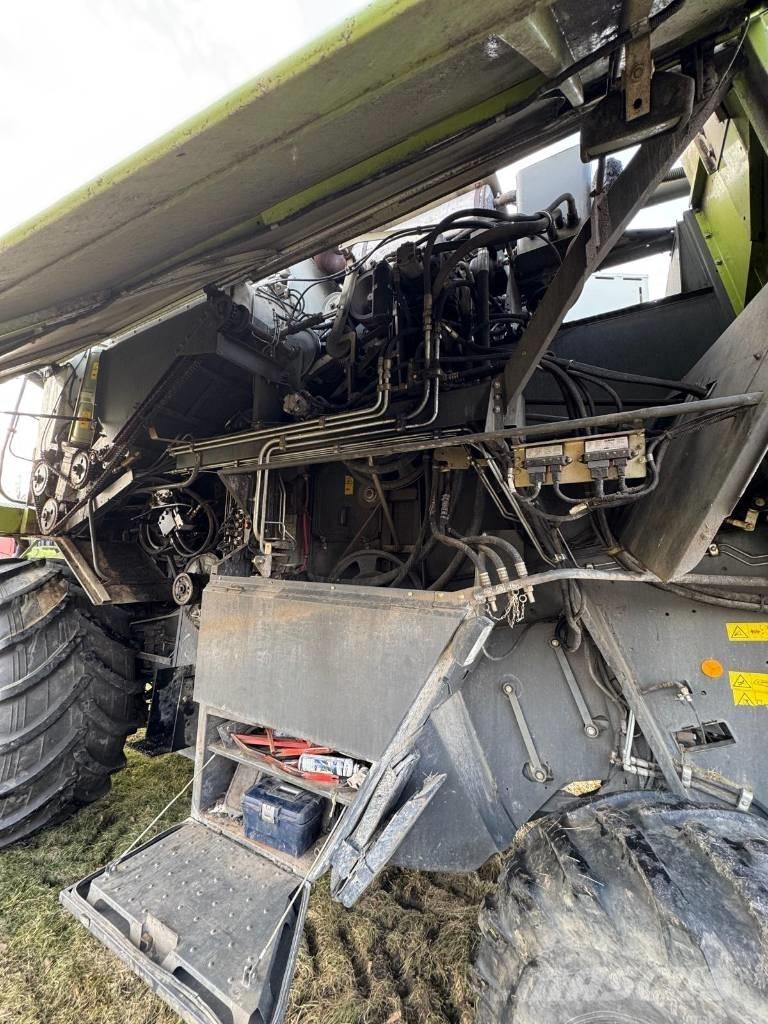 CLAAS Lexion 570 Mietitrebbiatrici