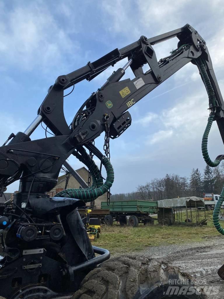 John Deere 1270 G Abbattitrici, Disboscatrici