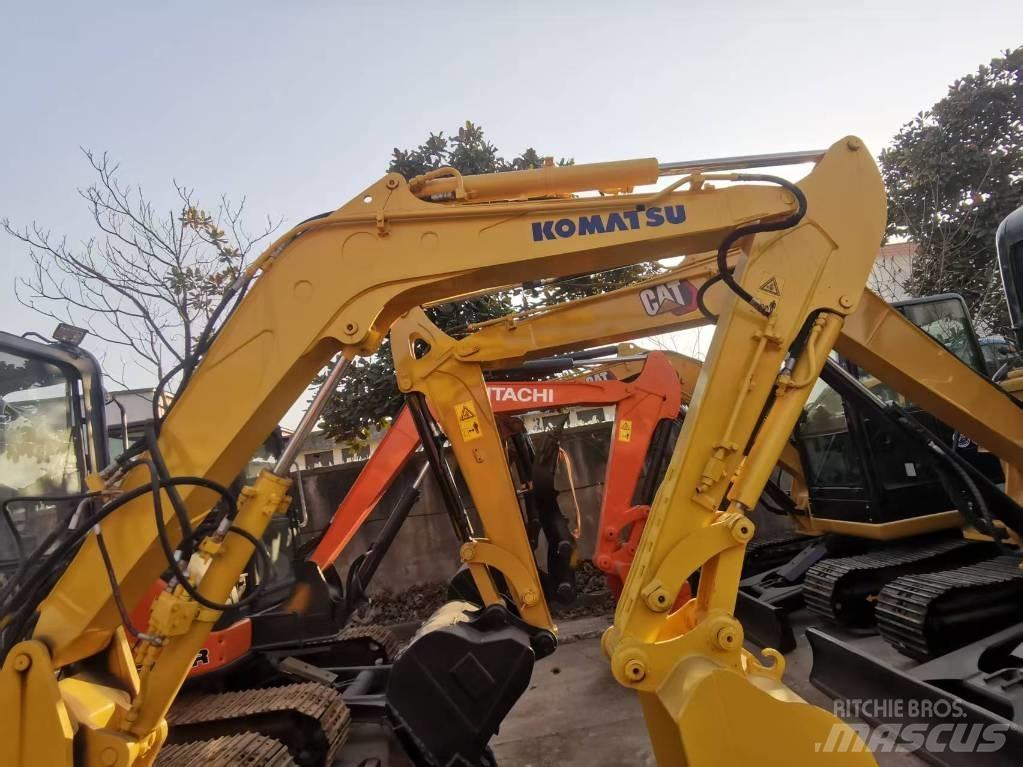 Komatsu PC55MR Escavatori cingolati